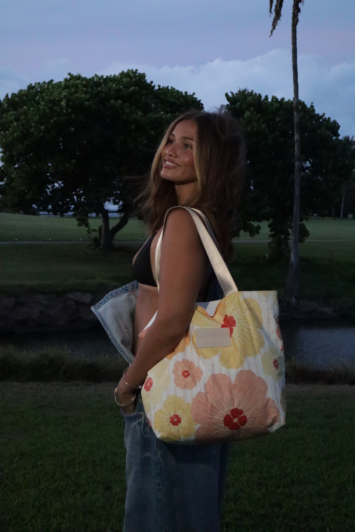 Regular Hau Tote Bag