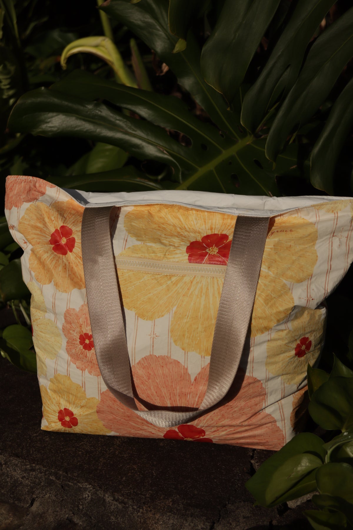 Regular Hau Tote Bag